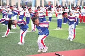 Steam好评如潮，人称“智商检测器”的火车铁轨拼接解谜游戏《轨道连结》正版手游已上线！